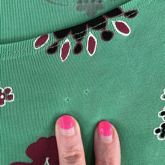 Slinky Brand Plus 1X Tunic Top Asymmetric Geometric Print V-Neck Lagenlook Green - Picture 4 of 13